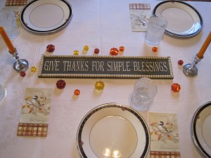 ace thanksgiving decor