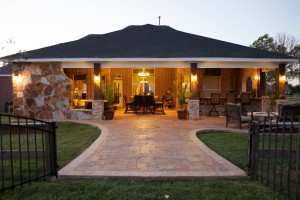 outdoor entertaining area